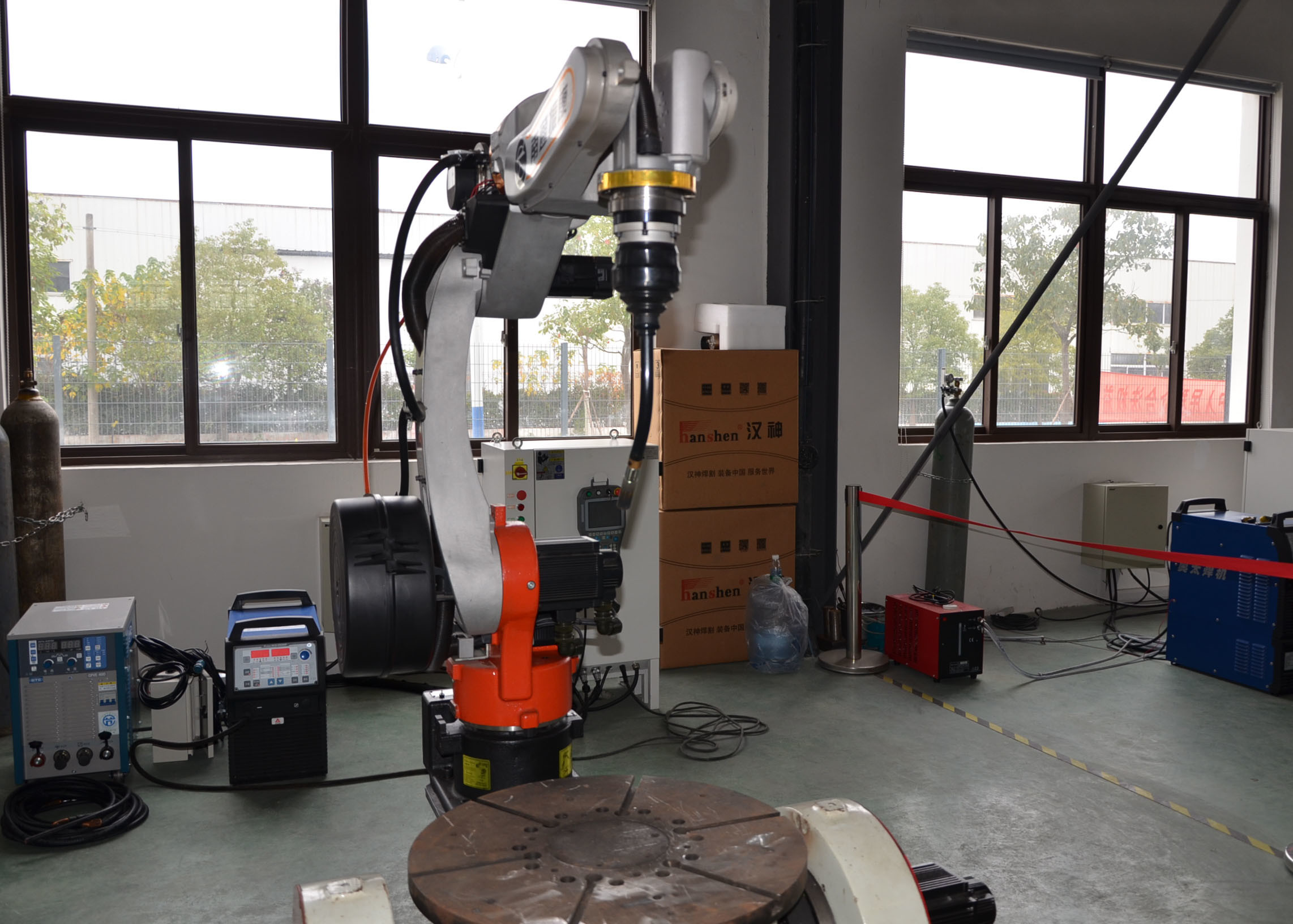 Full Automatic Industrial MIG Robotic Welding Robots Manipulator For Stainless Steel